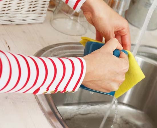 Modular kitchen cleaning services wasing cups