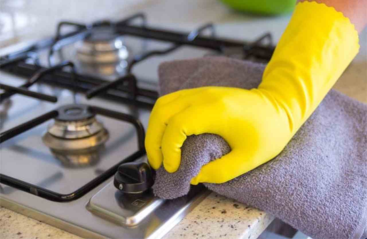 Kitchen cleaning services stove cleaning